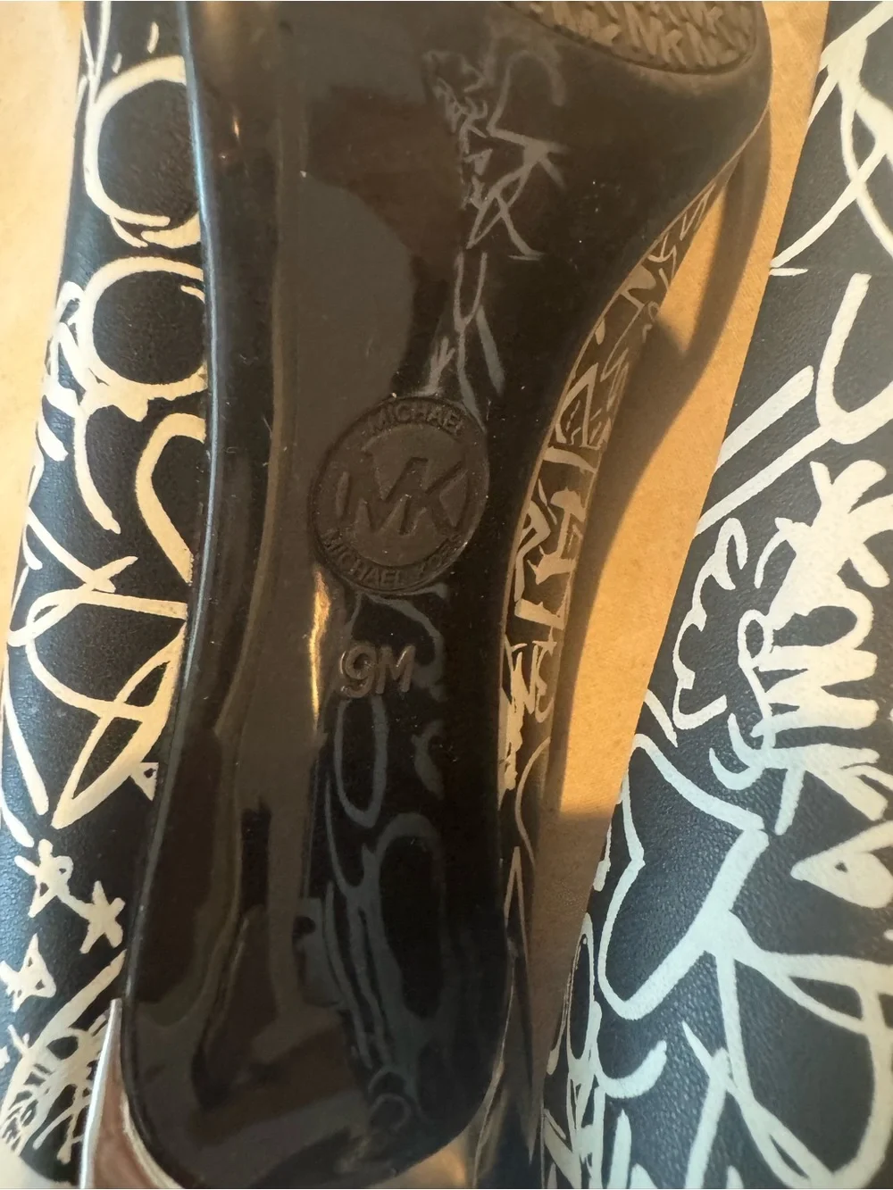 Michael Kors Black & White Graphic Pointed-Toe Pumps